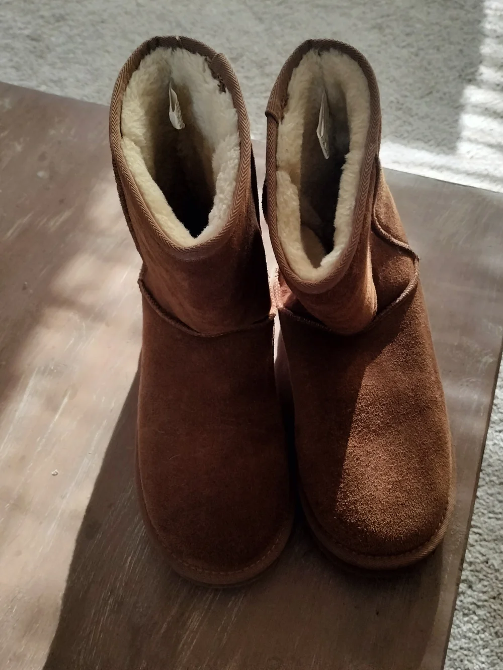 Women’s Cozy Brown Suede Winter Boots with Plush Lining